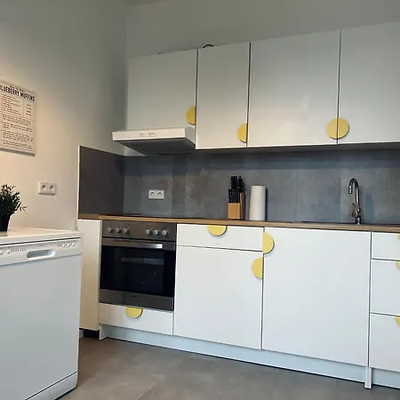 Geraeumige I 6 Betten I Balkon & Stellplatz לייפציג