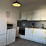 Apartment Geraeumige I 6 Betten I Balkon & Stellplatz Leipzig