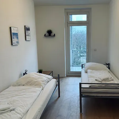 2 Schlafzimmer-balkon-kueche-parkplatz-designerbad Apartment Leipzig