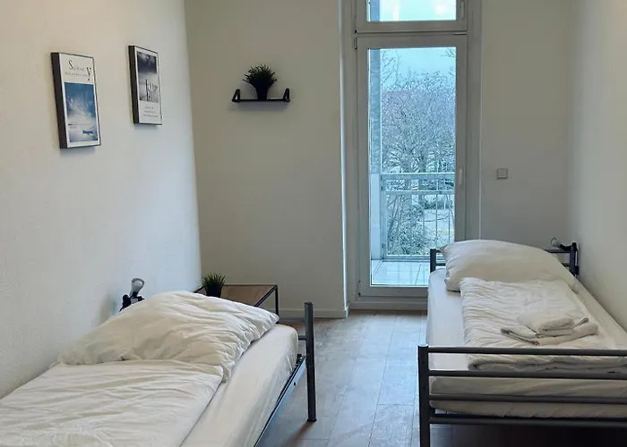 Geraeumige I 6 Betten I Balkon & Stellplatz Apartment Leipzig