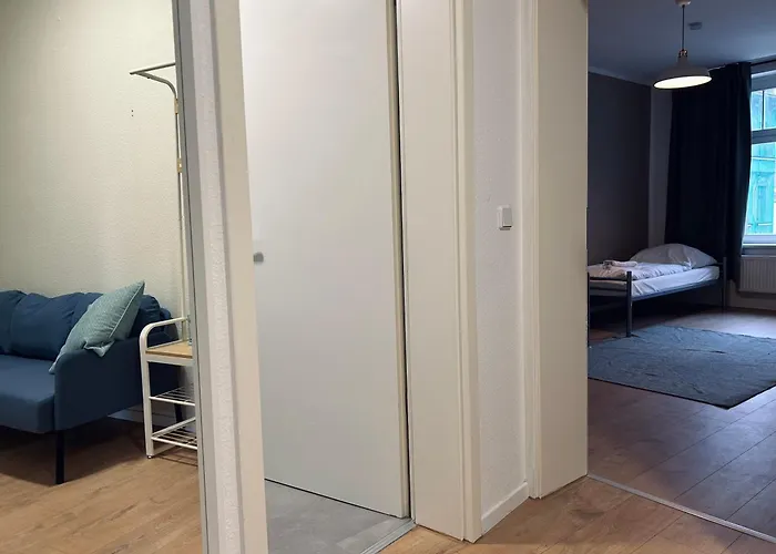 Geraeumige I 6 Betten I Balkon & Stellplatz *